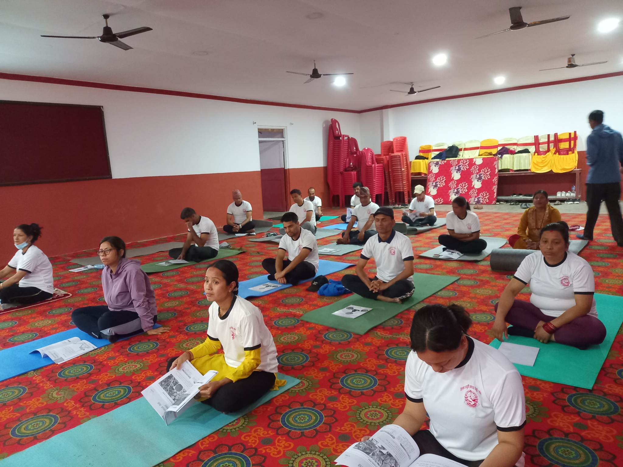 School ayurveda and yoga